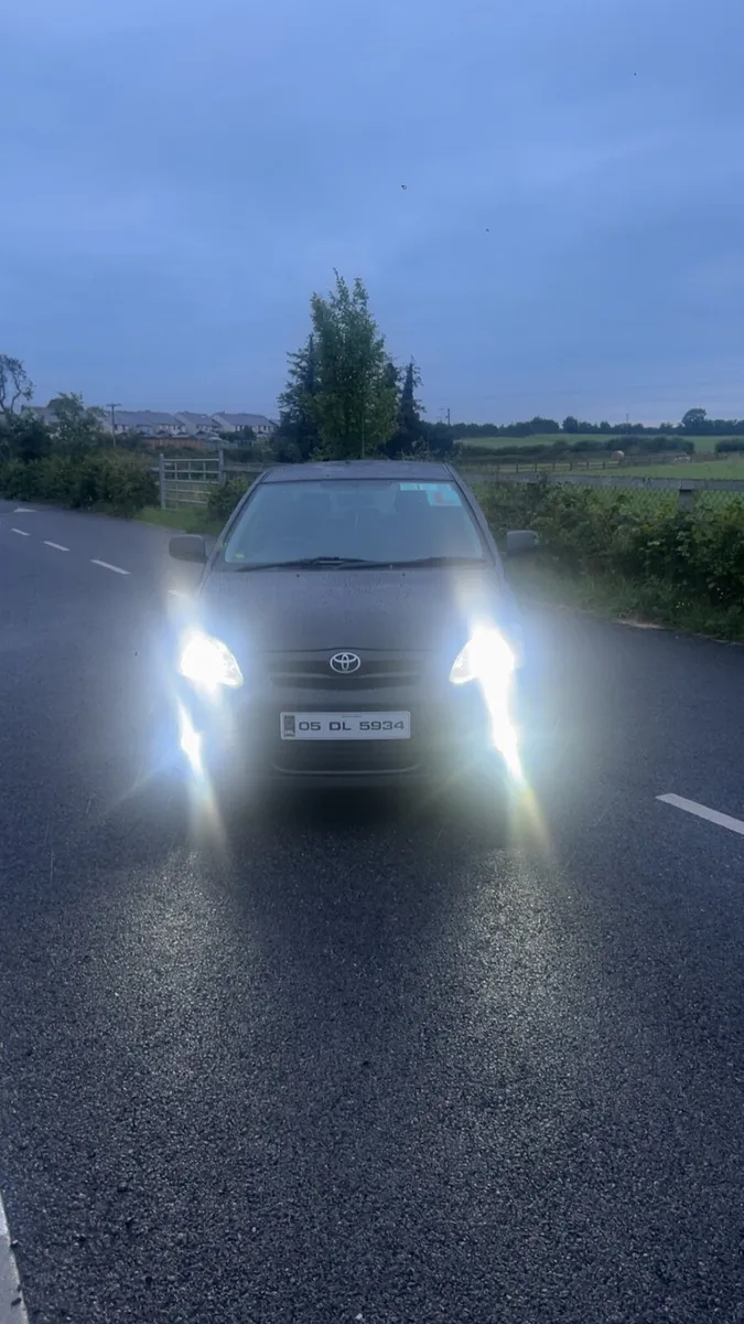 Toyota Corolla e12 - Image 2