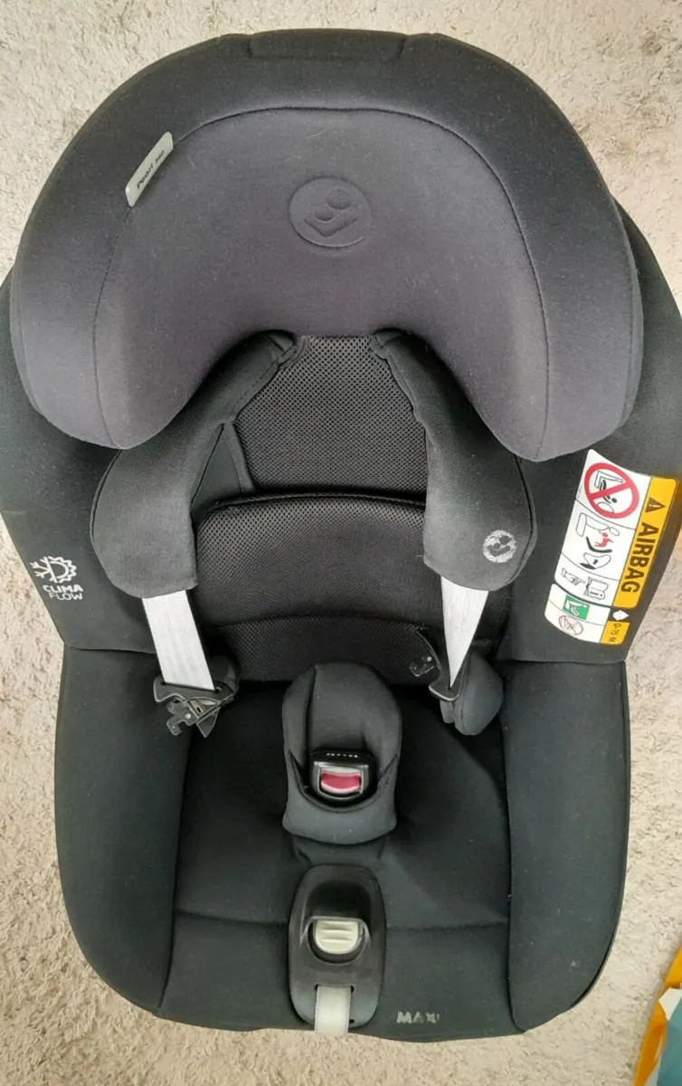 Maxi Cosi Pearl 360 - Image 1