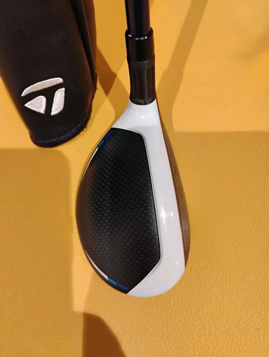 TaylorMade Sim 2 Max 3  Hybrid - Image 2