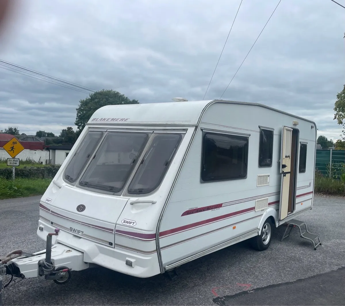 Swift 5 berth with Air Awning - Image 1