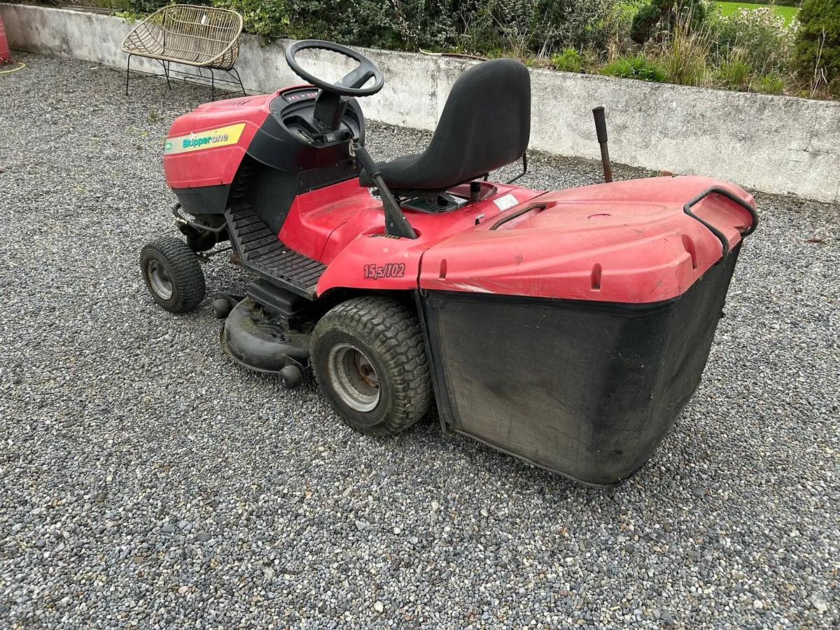 Ride On Lawnmower - Image 3