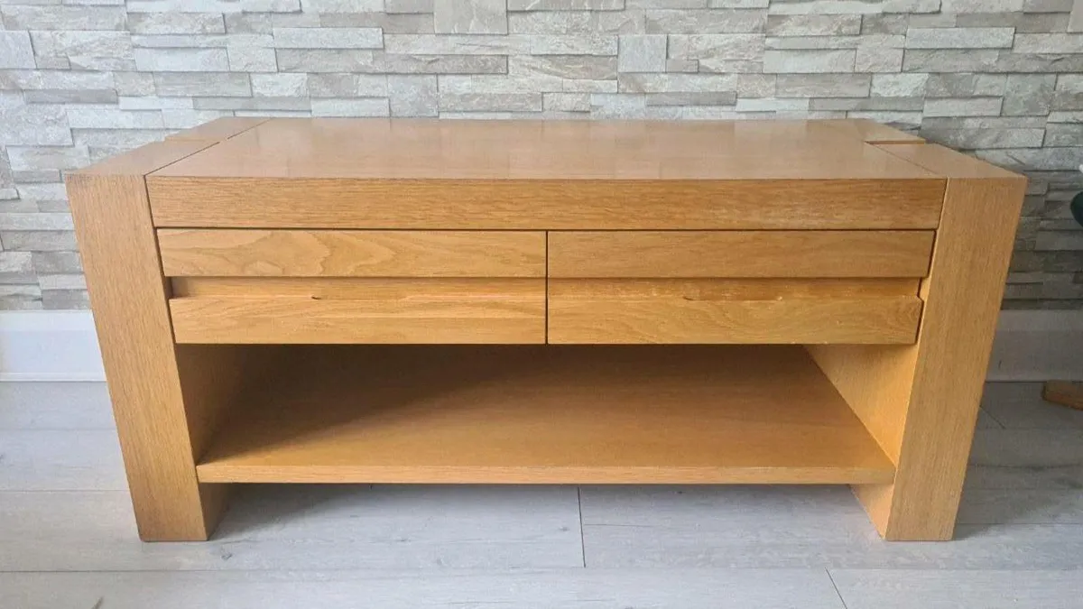 Coffee table - Image 1