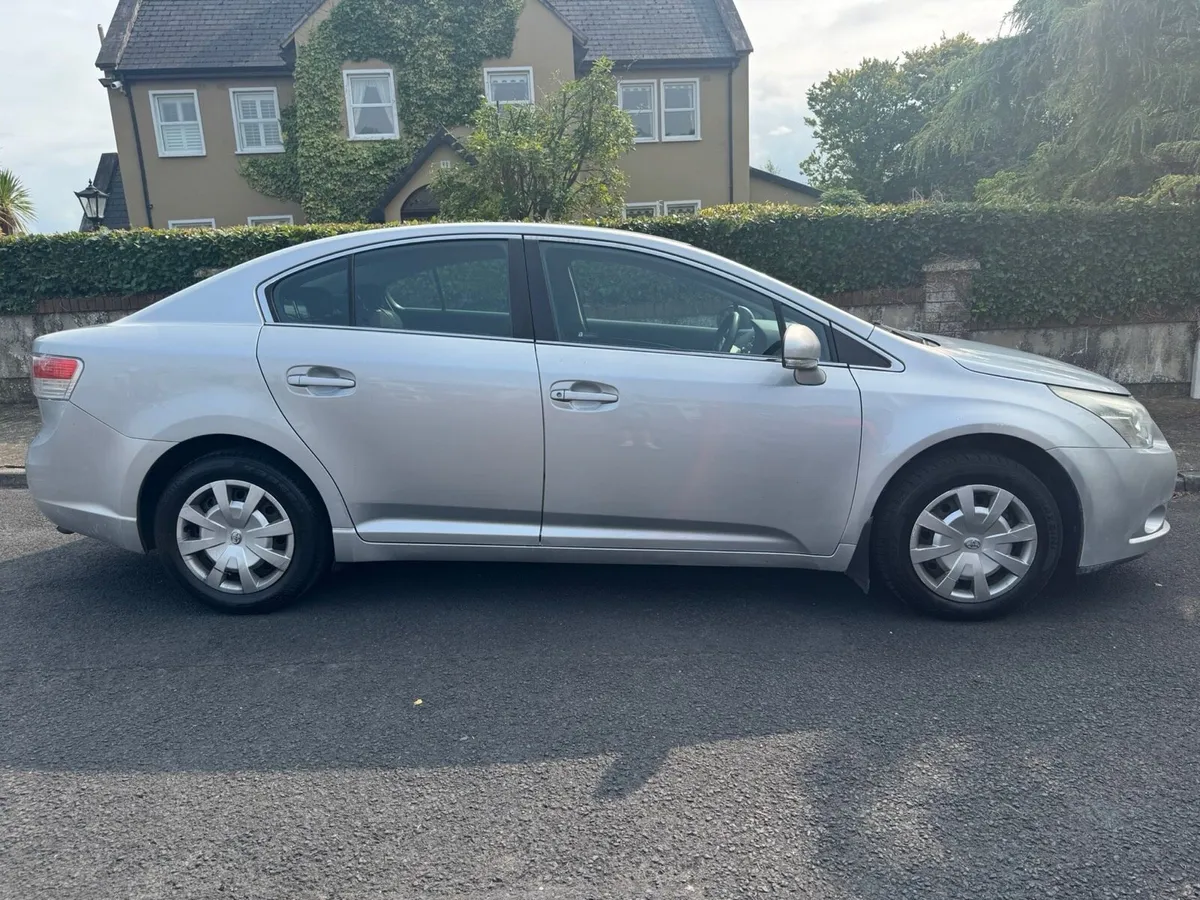 2010 Toyota Avensis Nct & Taxed Diesel - Image 2