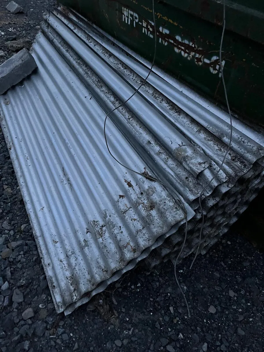 Corrugated galvanised sheets - Image 1