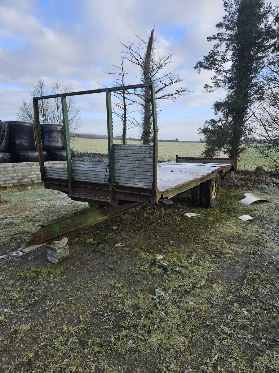 Trailer - Image 1