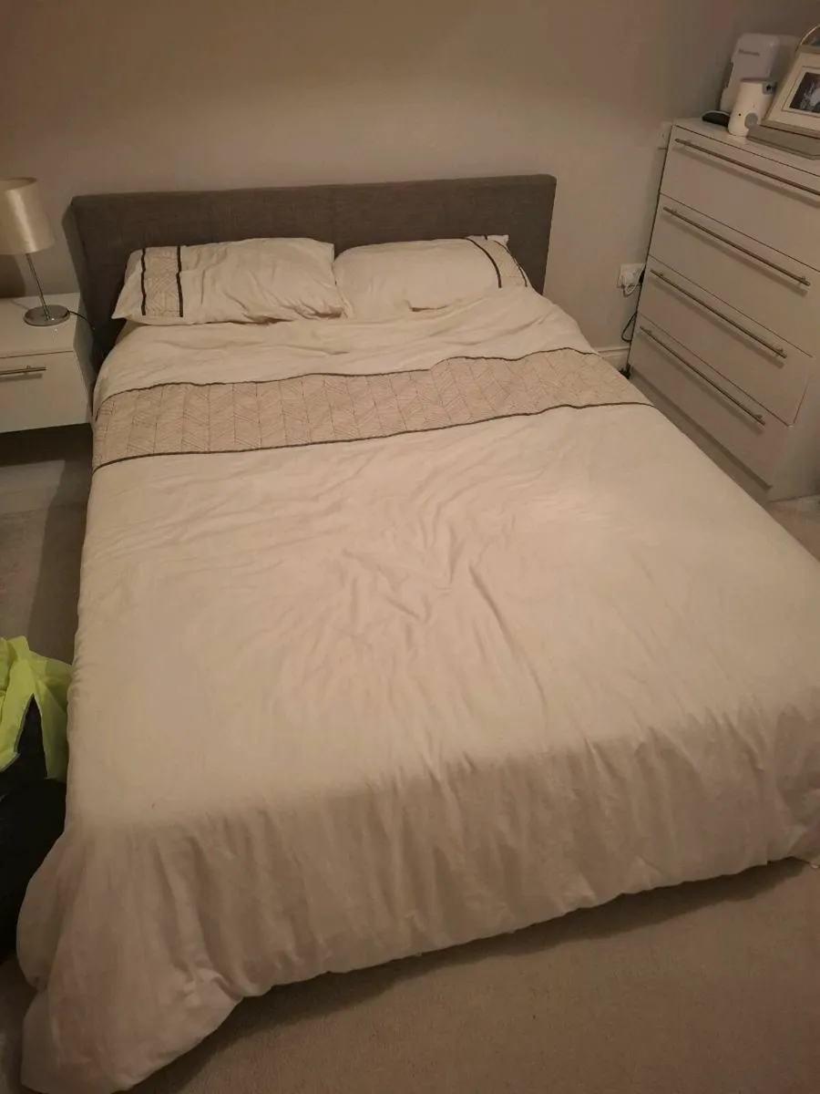 Ottoman bed king size - Image 1