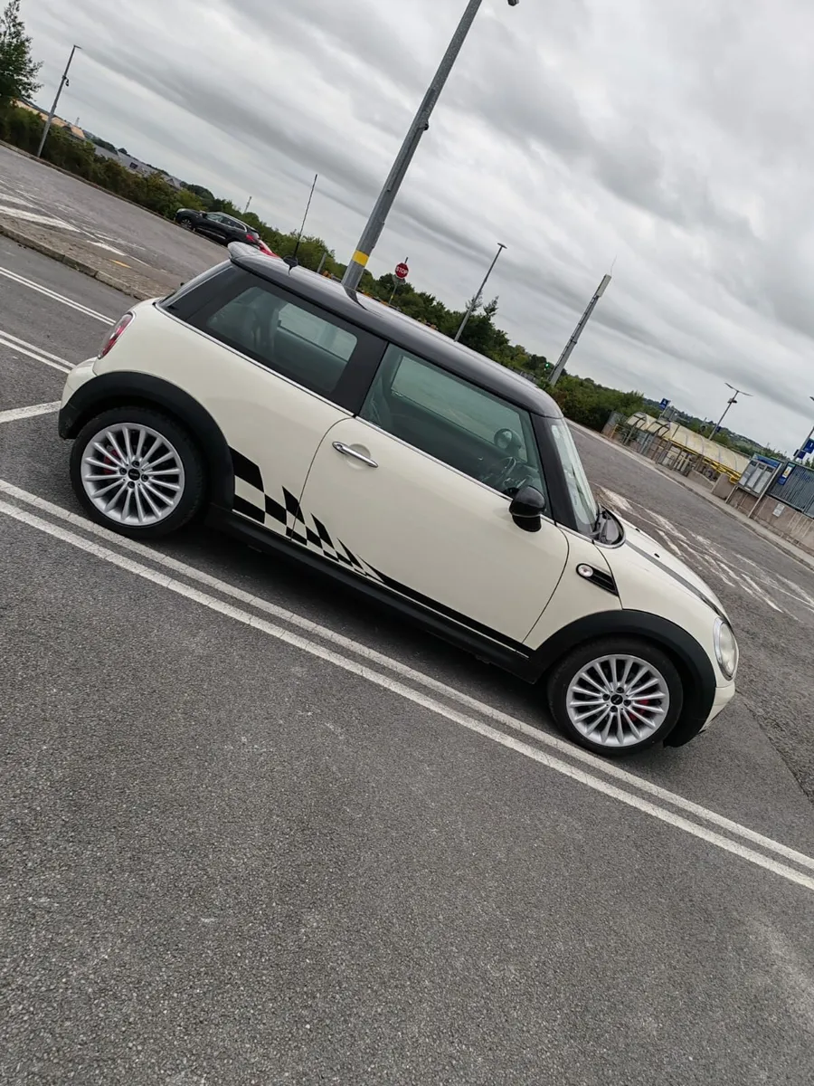 Car - Image 1