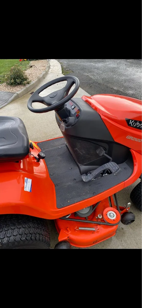 Kubota GR2120 lawnmower - Image 3