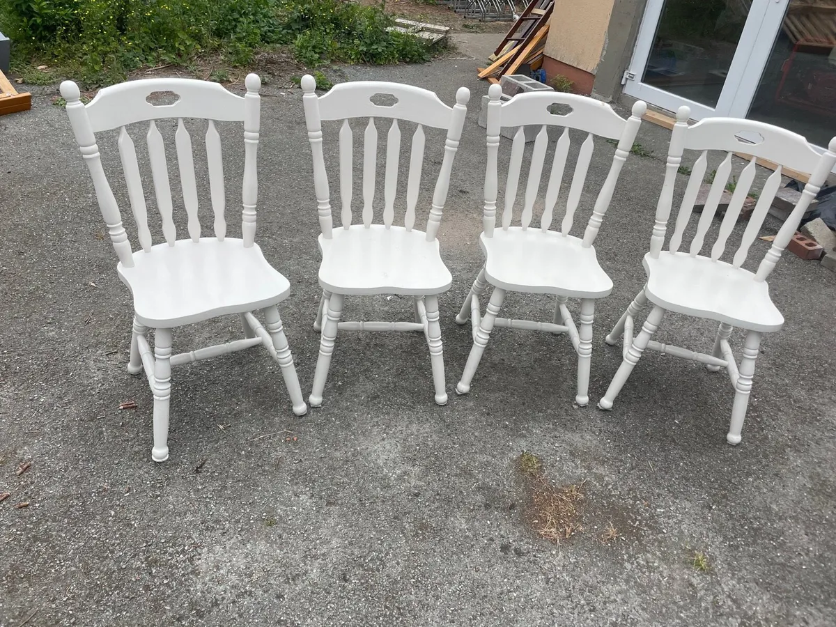 Kitchen table and 4 chairs set - Image 3