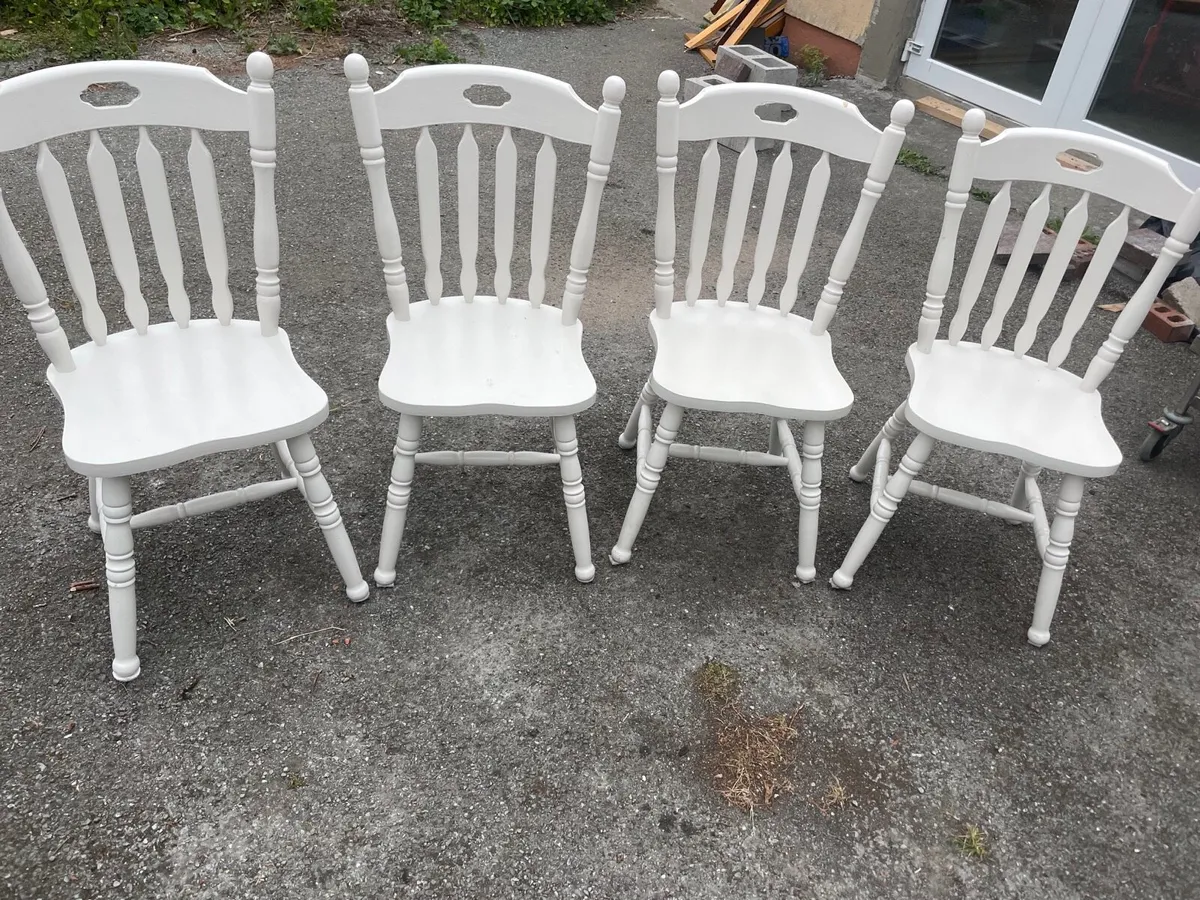 Kitchen table and 4 chairs set - Image 4