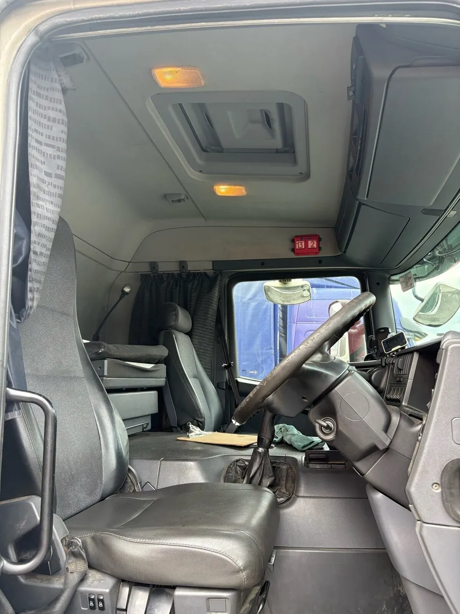 Scania p230 - Image 4
