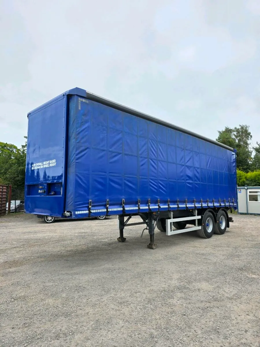 2013 DEKKER URBAM CURTAINSIDER - Image 1