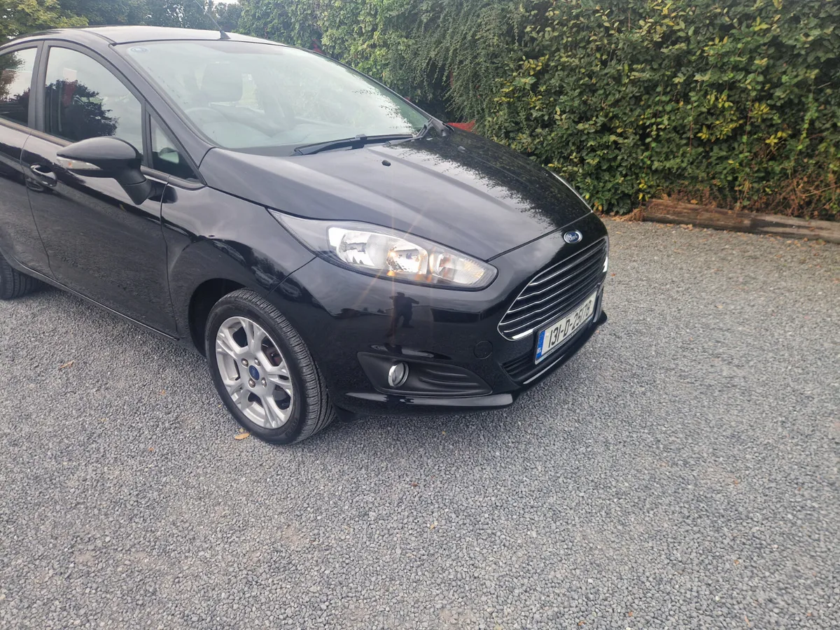 Ford Fiesta ZETEC VERY  LOW MILEAGE  2013 - Image 1