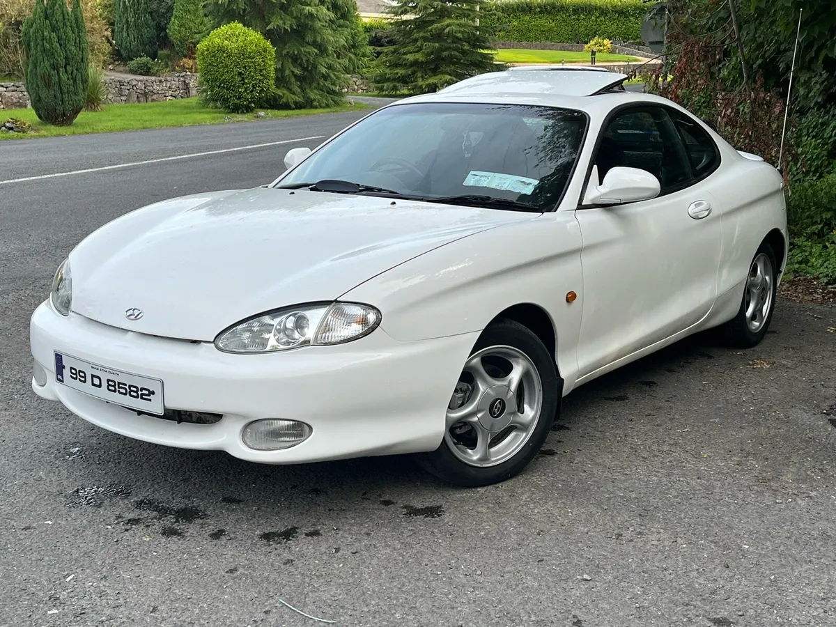 1999 Hyundai Coupe - Image 1