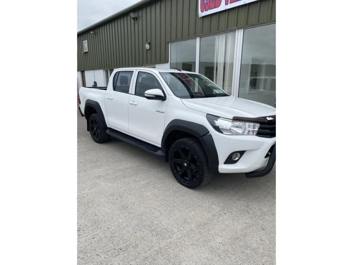 Selection Toyota Hilux Models - Image 4