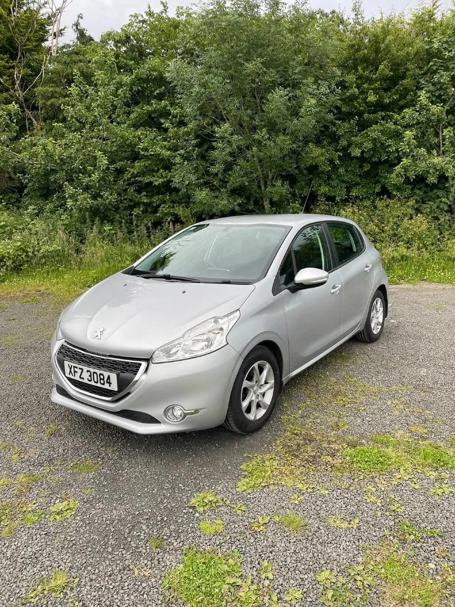 2014 Peugeot 208 - Image 1