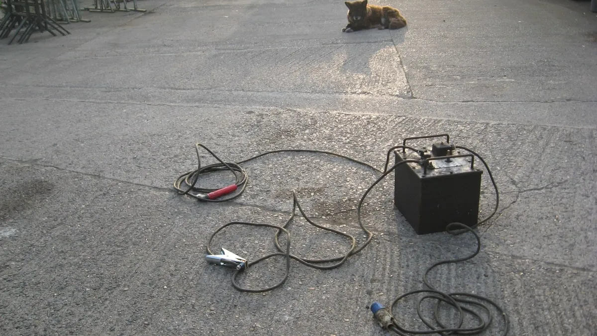 Oil cooled welder - Image 3