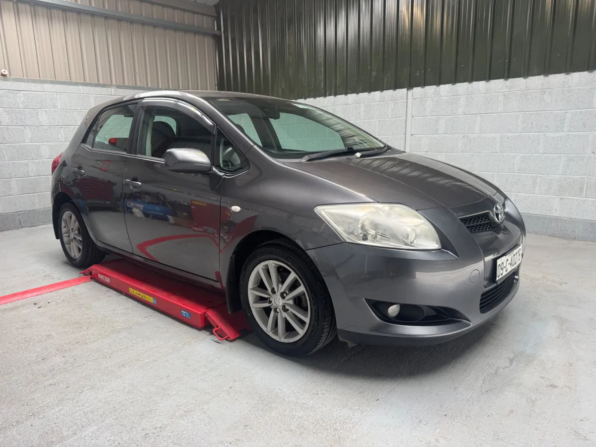 Toyota Auris 2009  NCT and Tax ! - Image 1