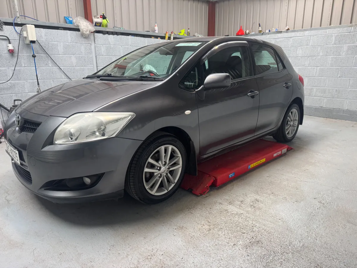 Toyota Auris 2009  NCT and Tax ! - Image 4