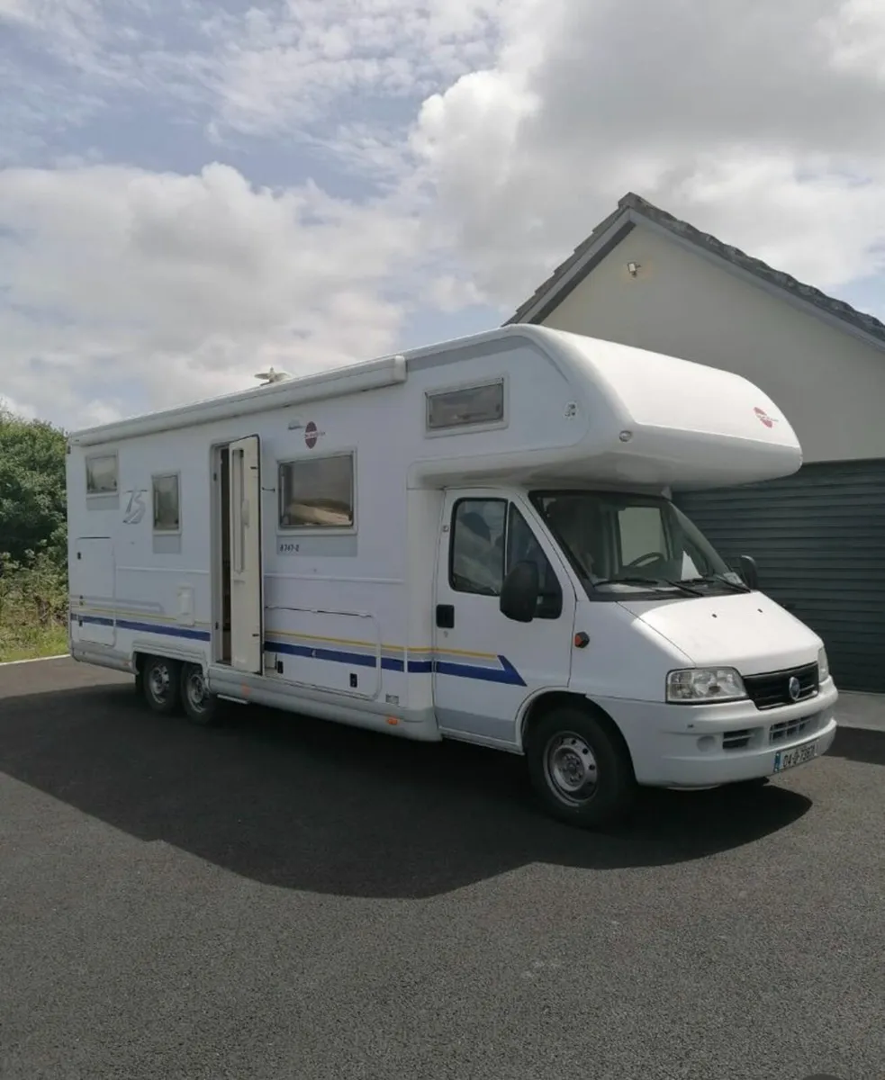 2004 Burstner A747-2, 6–7 Berth Motorhome - Image 1