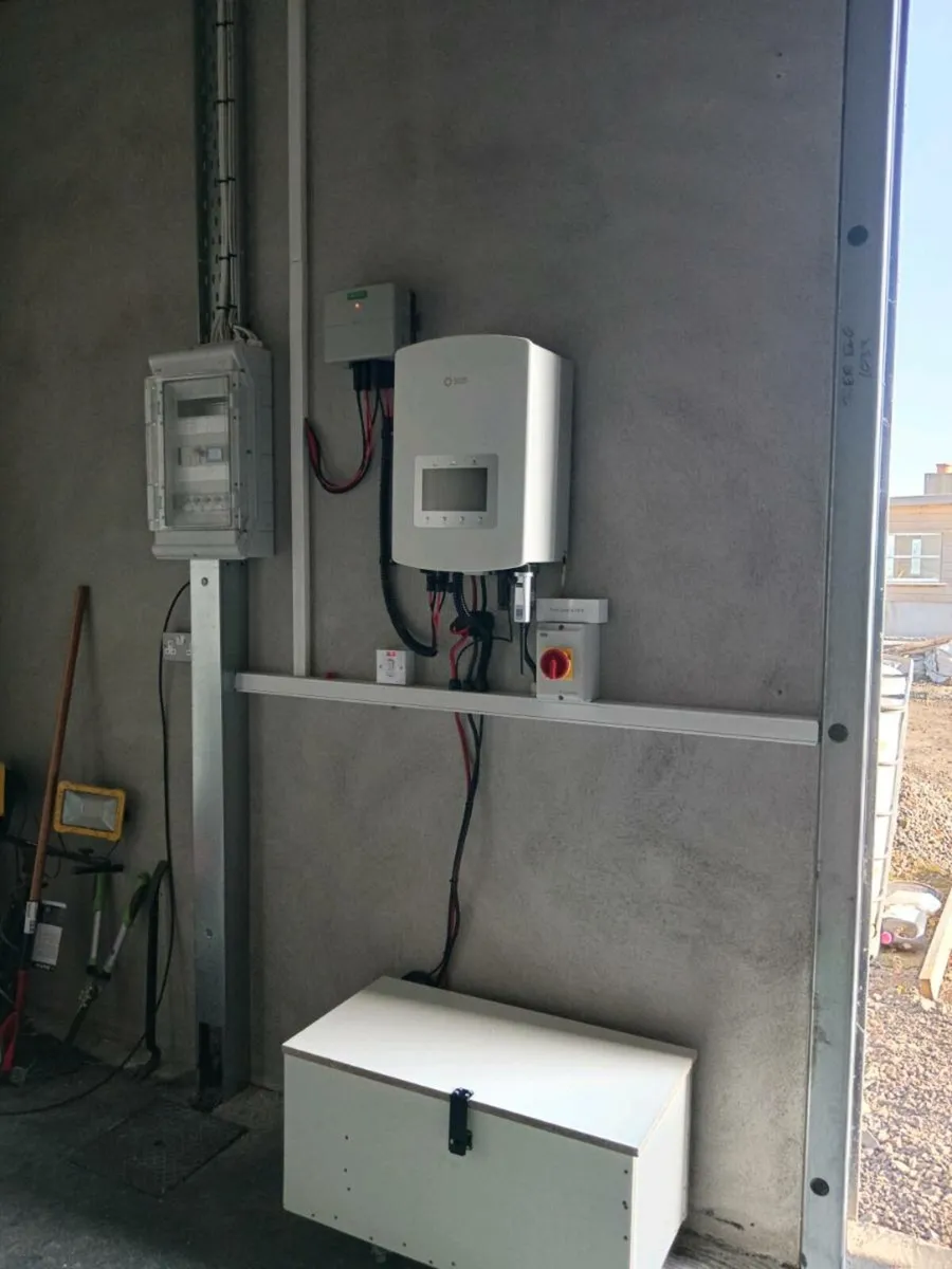 Brand new solis 5kw hybrid DIY kit 16kwh battery - Image 4