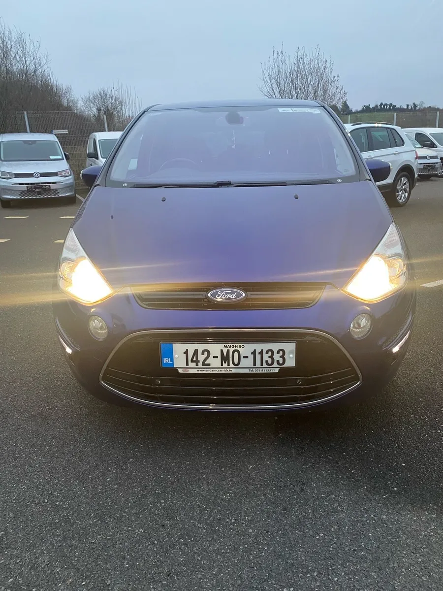 7 Seater Ford S Max Titanium - Image 2