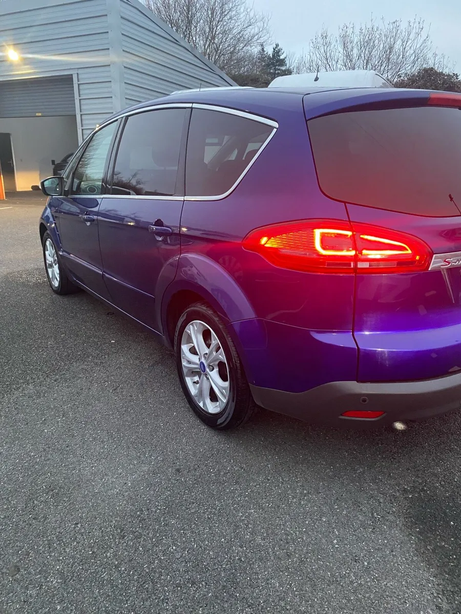 7 Seater Ford S Max Titanium - Image 3