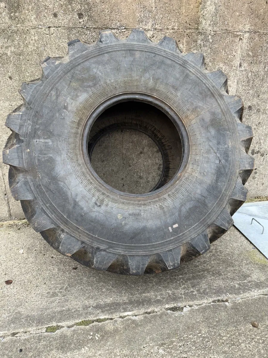 28.1 x 26 Tyre - Image 1