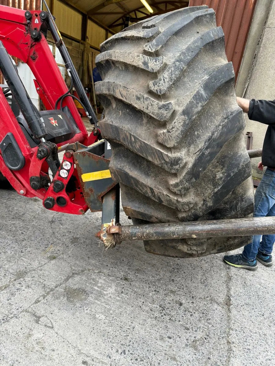 28.1 x 26 Tyre - Image 3