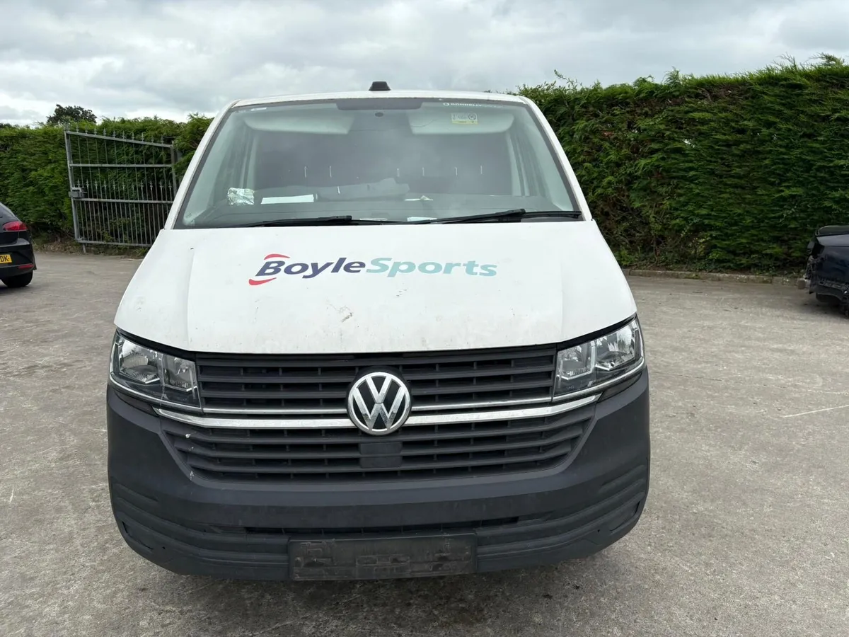2021 T6.1 VOLKSWAGEN TRANSPORTER BREAKING - Image 1