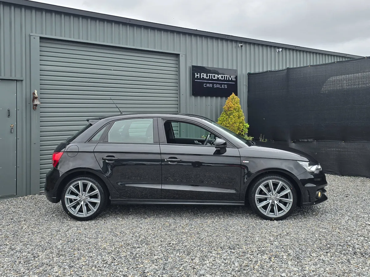 2013 AUDI A1 SPORTBACK S LINE TFSI AUTO - Image 4