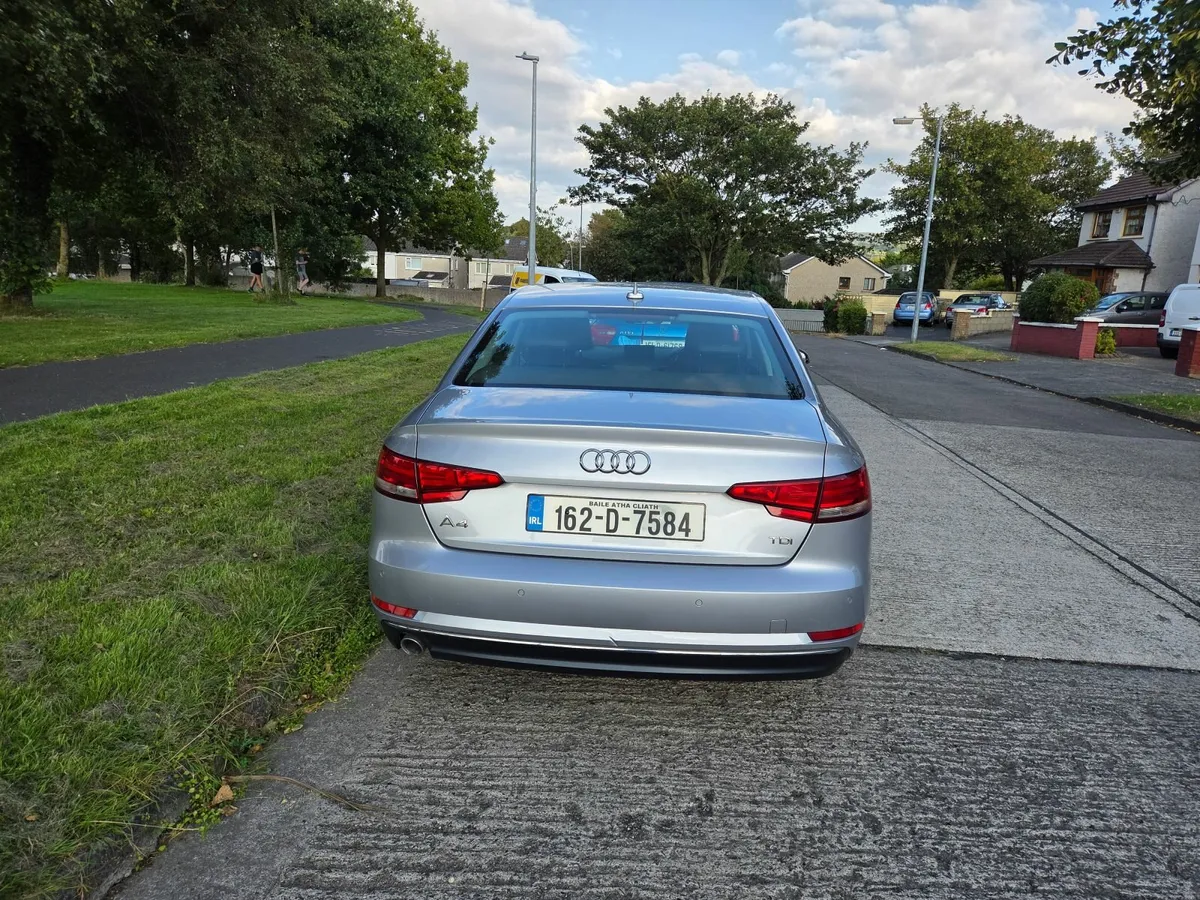 Audi A4 2016 - Image 4