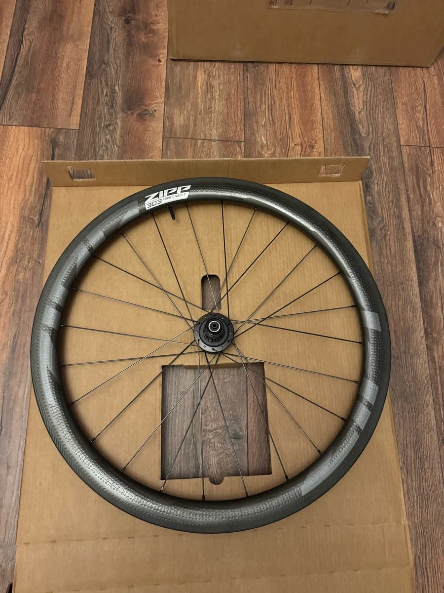 Zipp 303 Firecrest Rear RIM BRAKE - Image 2