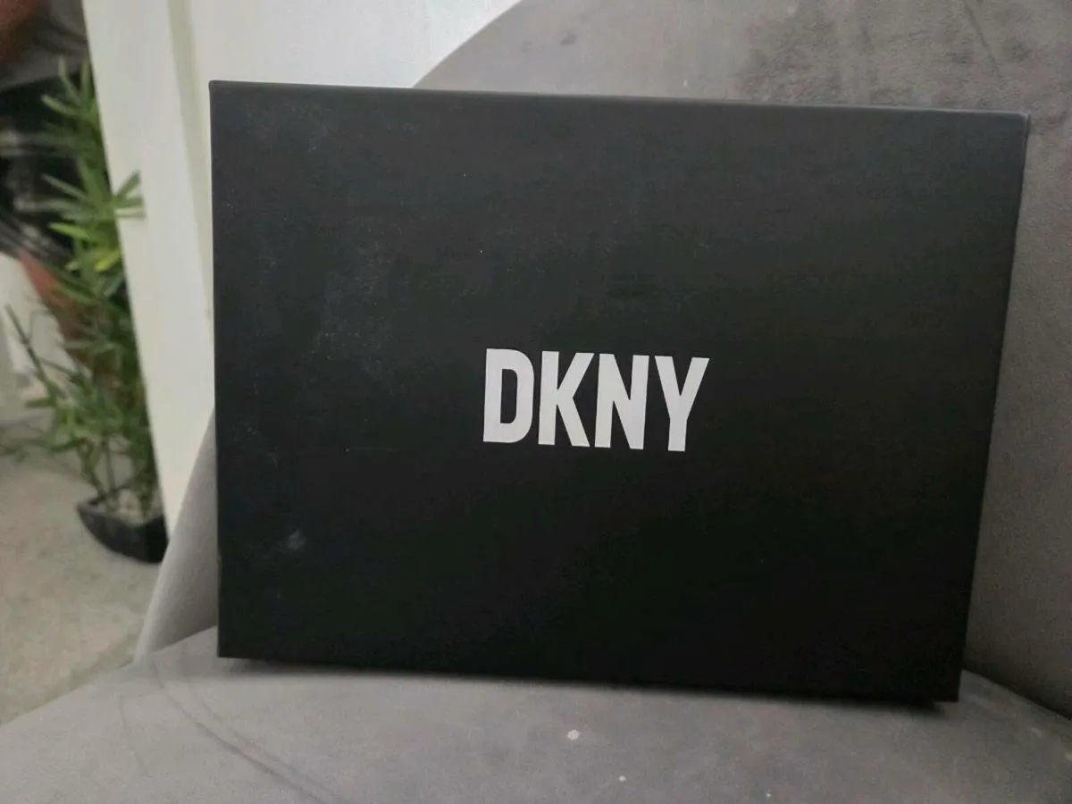 Dkny Bag - Image 4