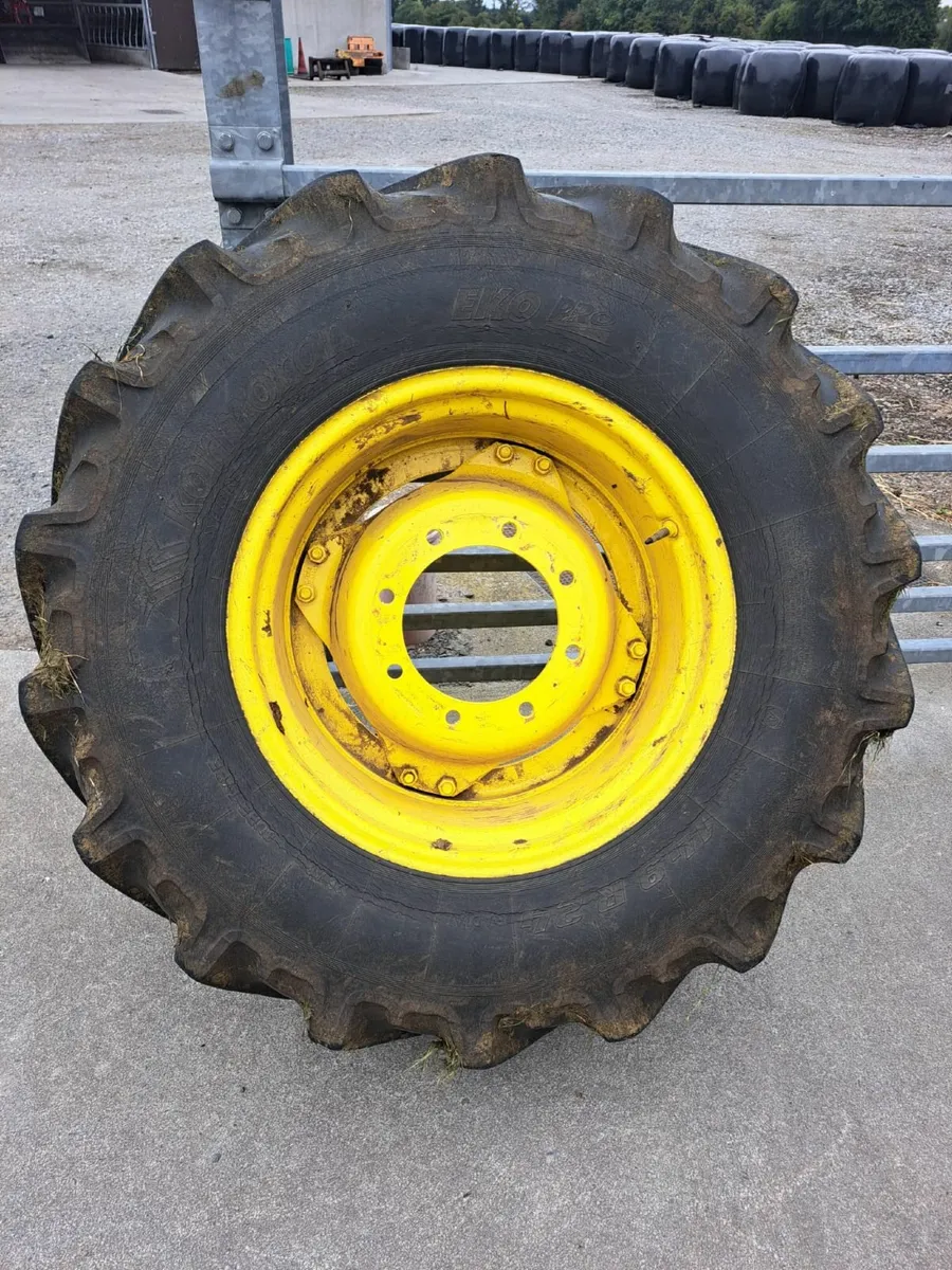 Tractor wheels - Image 1
