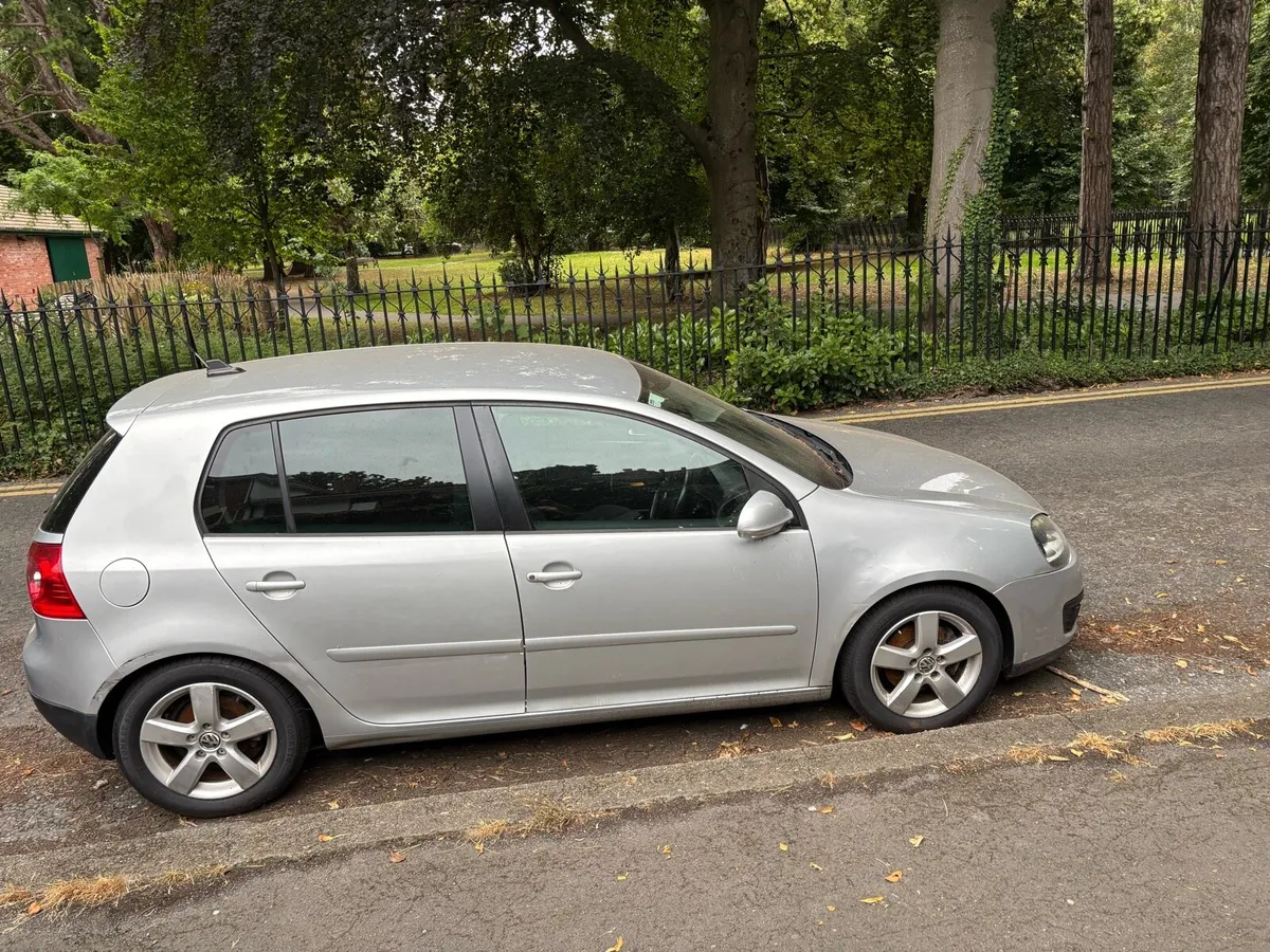 Volkswagen Golf GT SP 1.4tsi 6S 140HP - Image 2