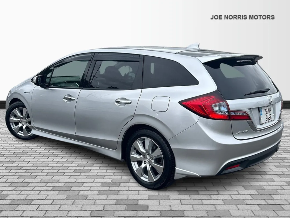 Honda Jade 1.5  HYBRID  7 Seater 5DR AUTO - Image 4