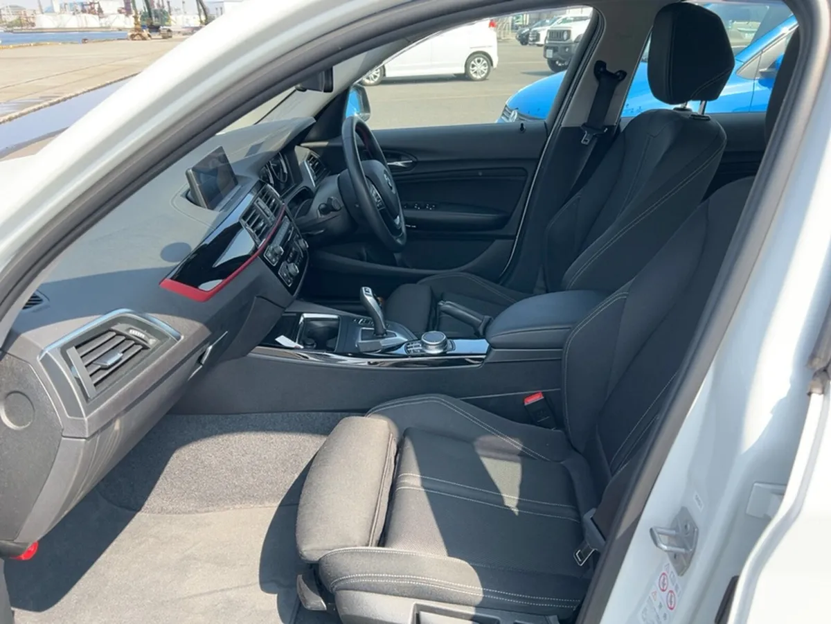 BMW 1-Series 118D SPORT 5DR 2.0 DIESEL AUTOMATIC - Image 4