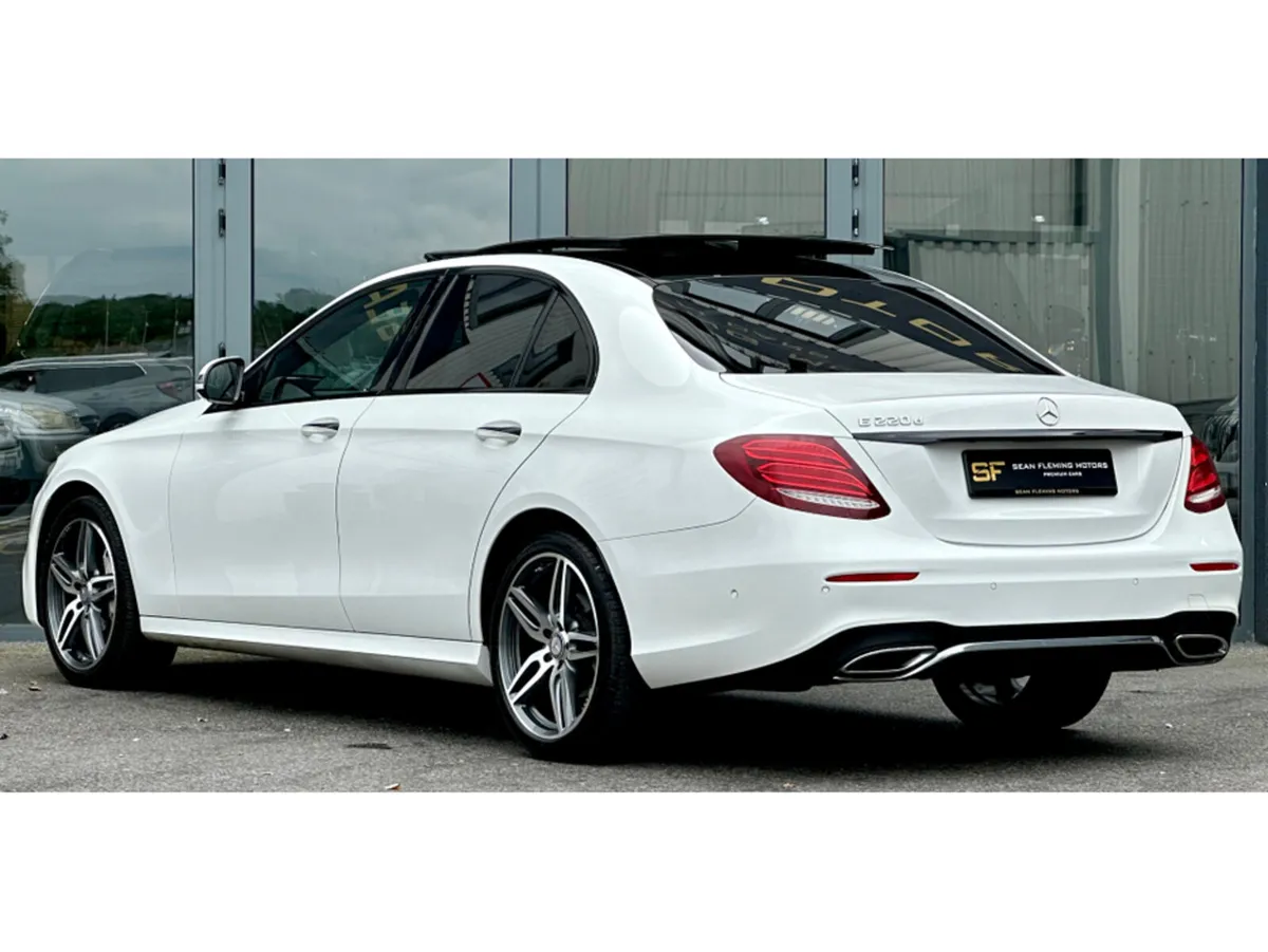 Mercedes-Benz E-Class E220 D AMG LINE PREMIUM AUTO - Image 3
