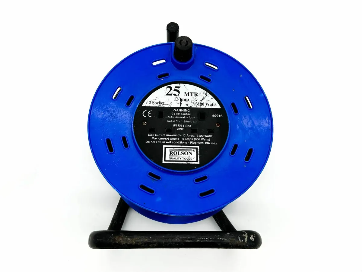 Extension Lead Cable Reel 25m 240V 13A, 2-4 Socket - Image 4