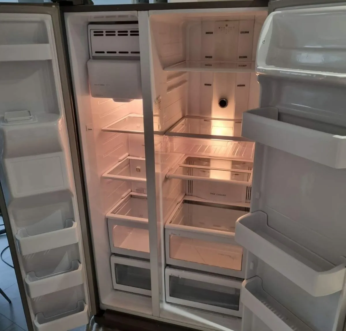 Samsung American Fridge Freezer - Image 2