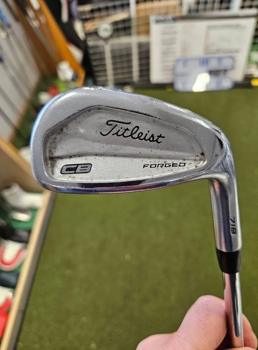 Titleist Cb 718 Forged Irons - Image 1