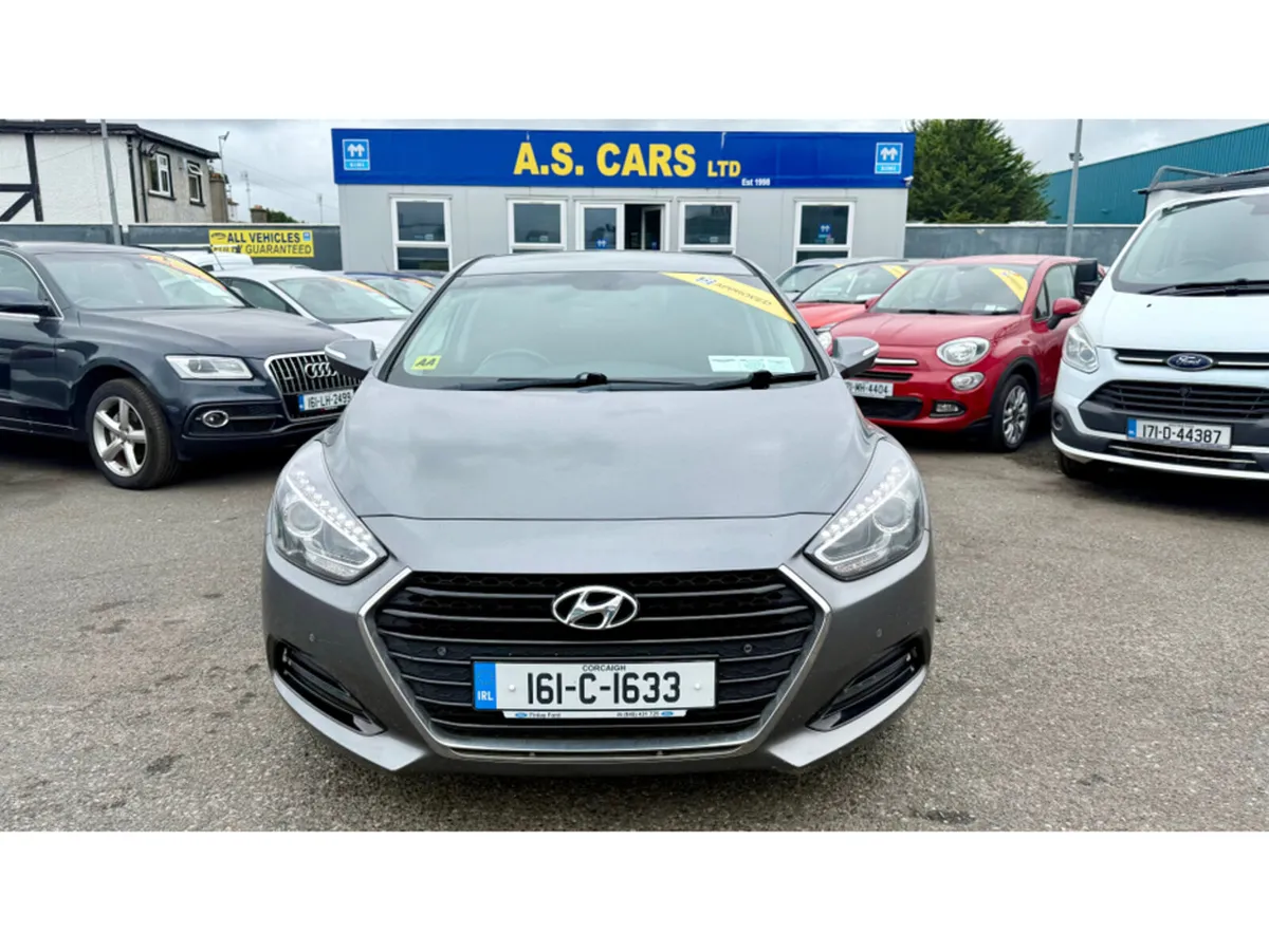 Hyundai i40 SALON EXECUTIVE 4DR ** NEWER FACELIFT - Image 2