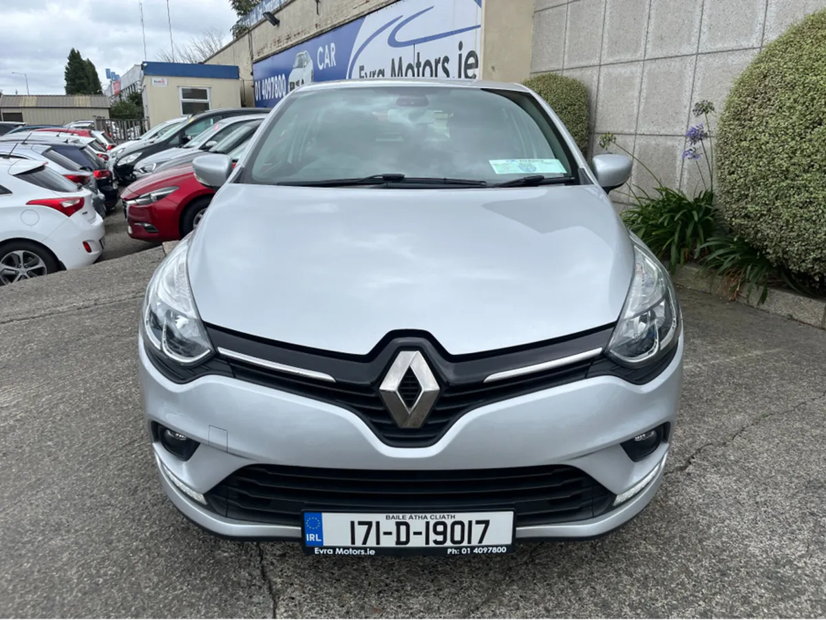 Renault Clio IV DYNAMIQUE NAV 1.2 PETROL //LOW MIL - Image 2