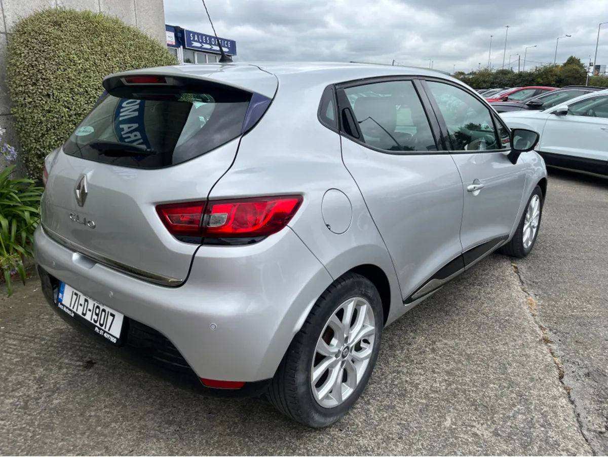 Renault Clio IV DYNAMIQUE NAV 1.2 PETROL //LOW MIL - Image 4