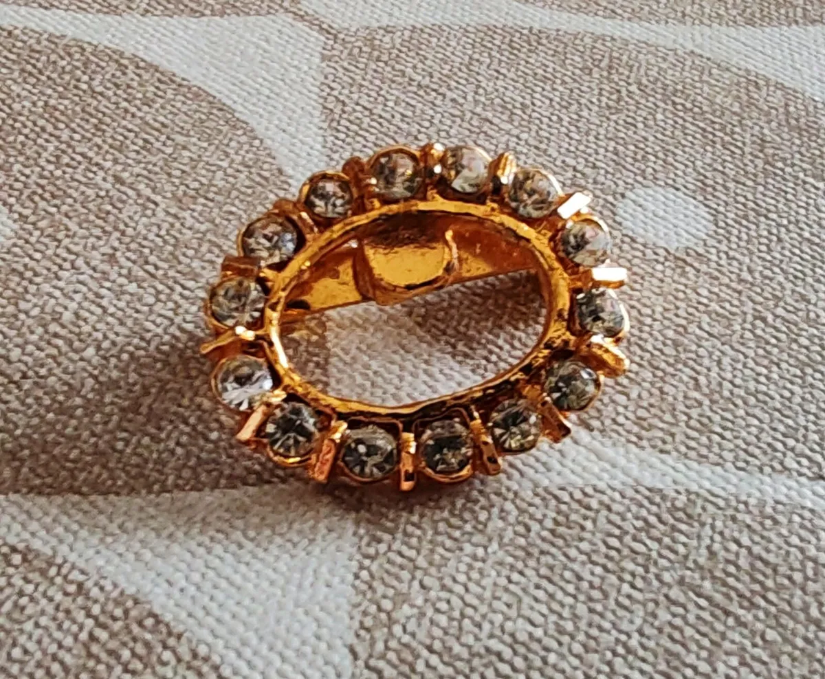 Retro brooch - Image 4