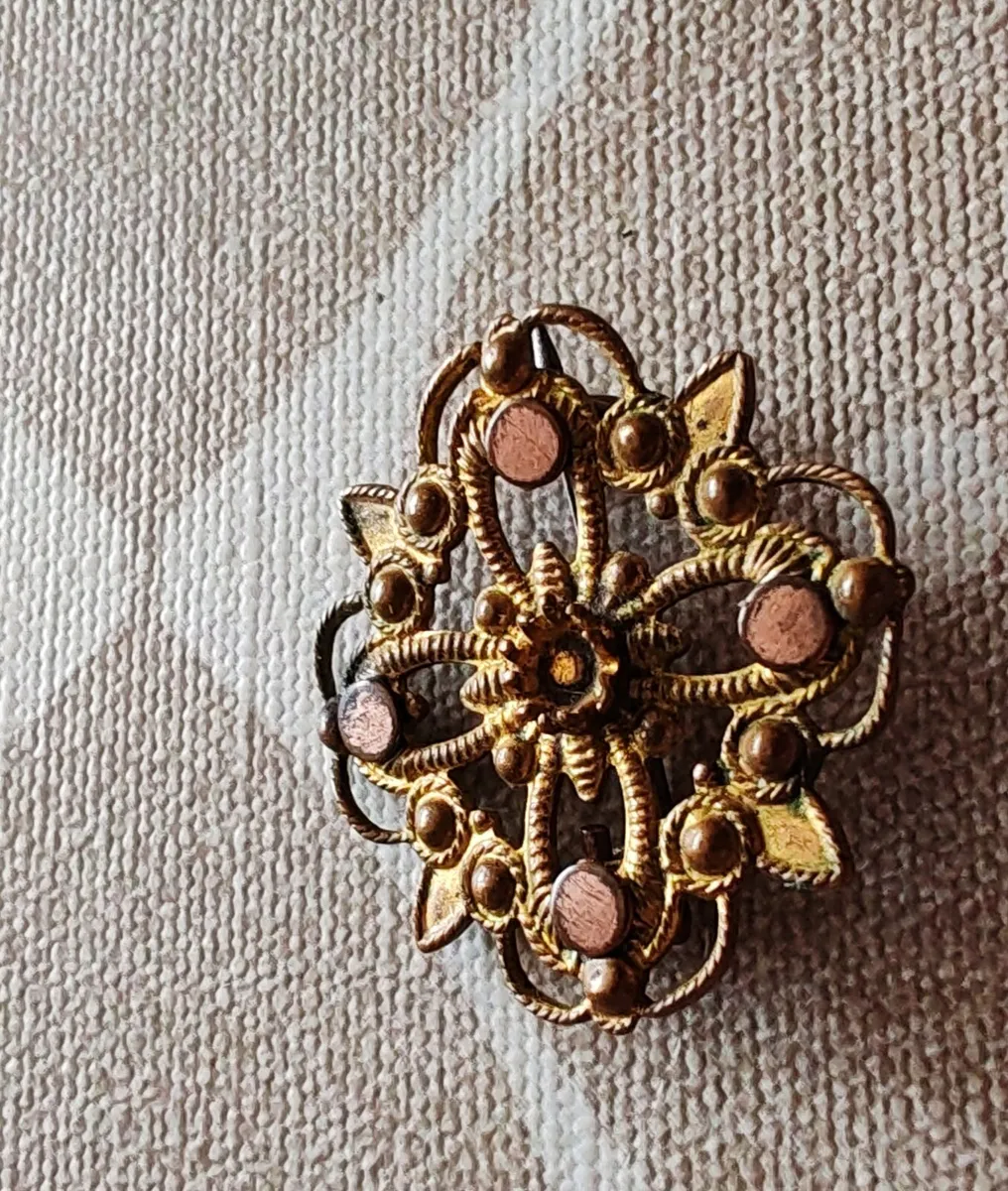 Retro brooch - Image 3
