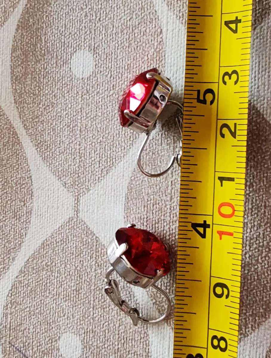 Red glass earrings - Image 3
