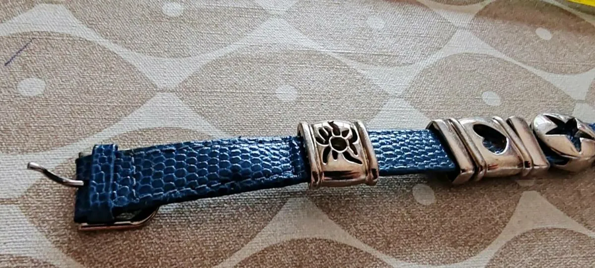 Blue leather bracelet - Image 4