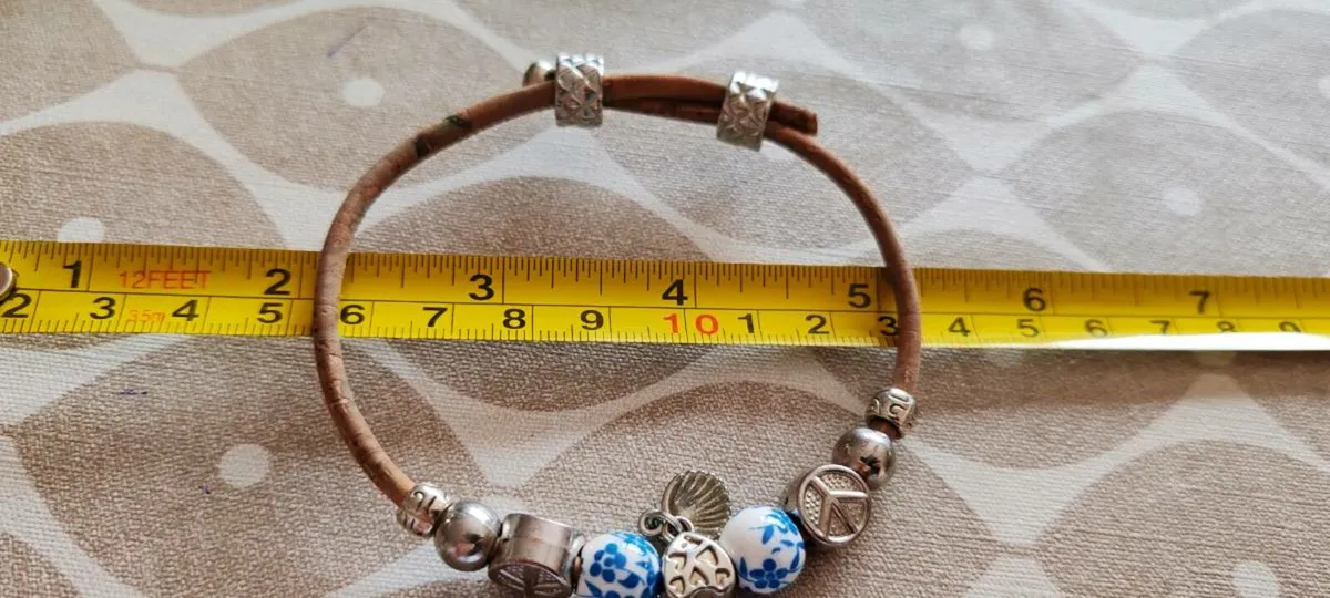 Bracelet with ceramic beads - Image 4